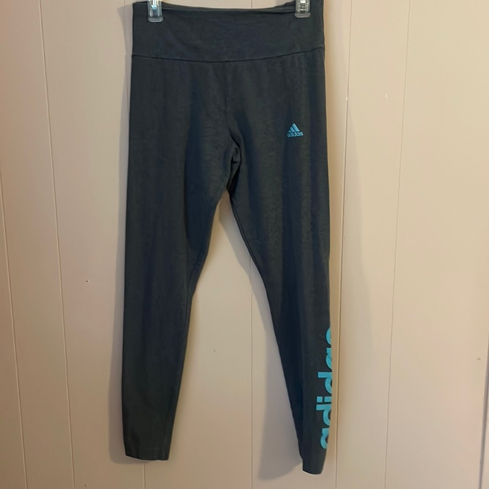 Adidas legging Gray size Medium